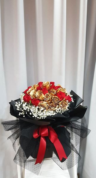 Picture of HB004 - 36 Roses Bouquet