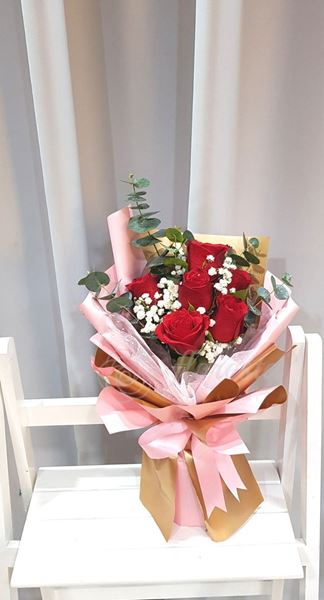 Picture of HB030 - 6 Roses Bouquet